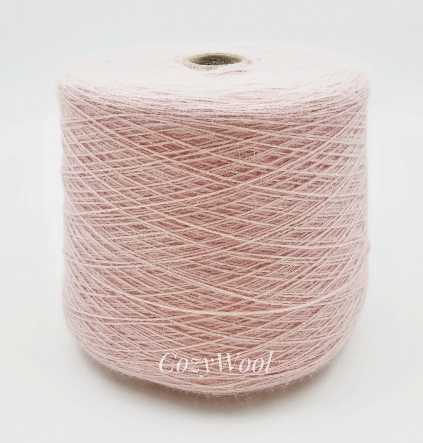 Пряжа Angora Bubbly, G&G Filati, ангора, меринос, цвет припыленно нежно розовый, 70% Ангора, 10% шерсть, 20% ПА, G&G Filati — фото пряжи Cozy Wool